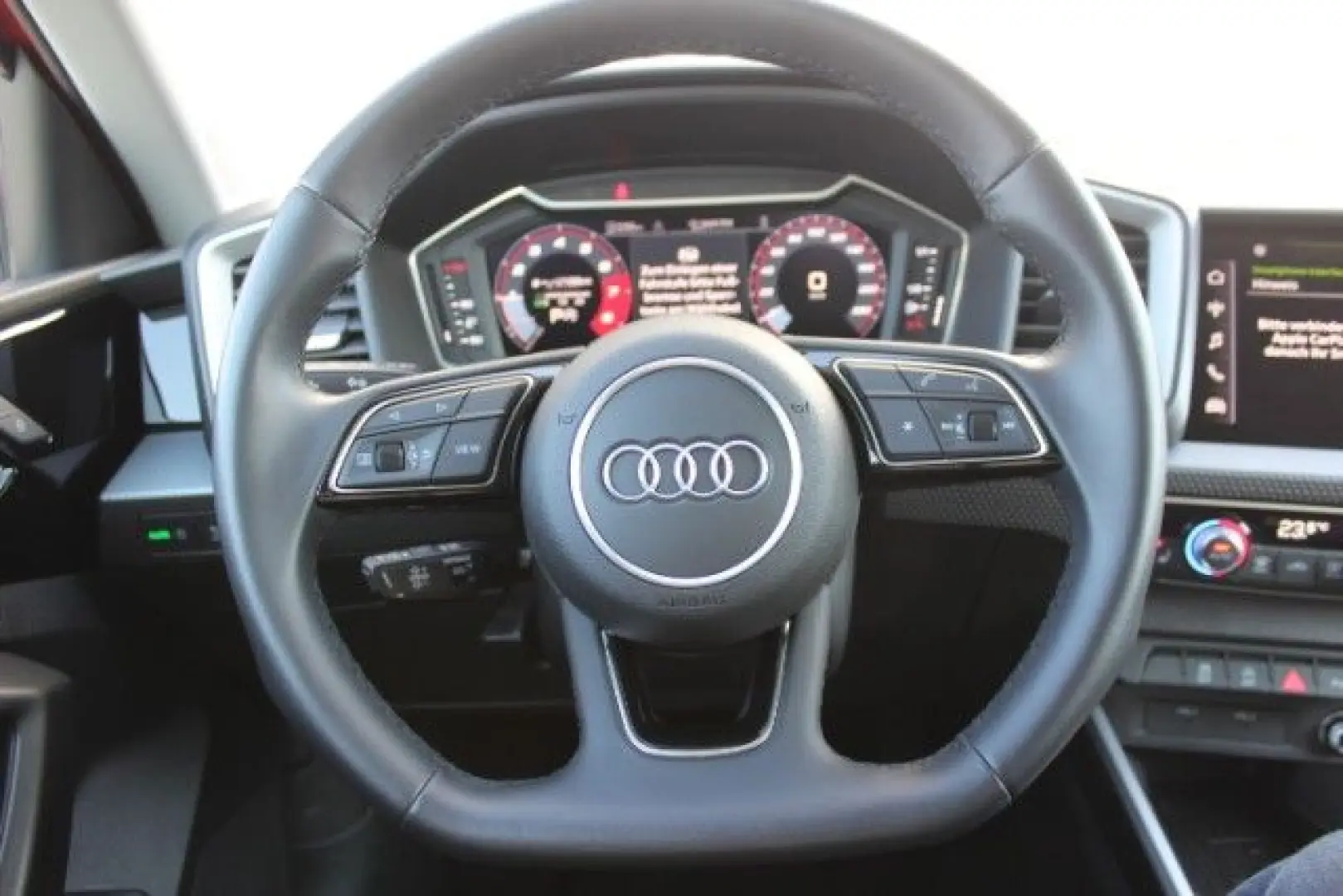 A1 allstreet 35 TFSI S tronic LED ACC ASI SpSi S