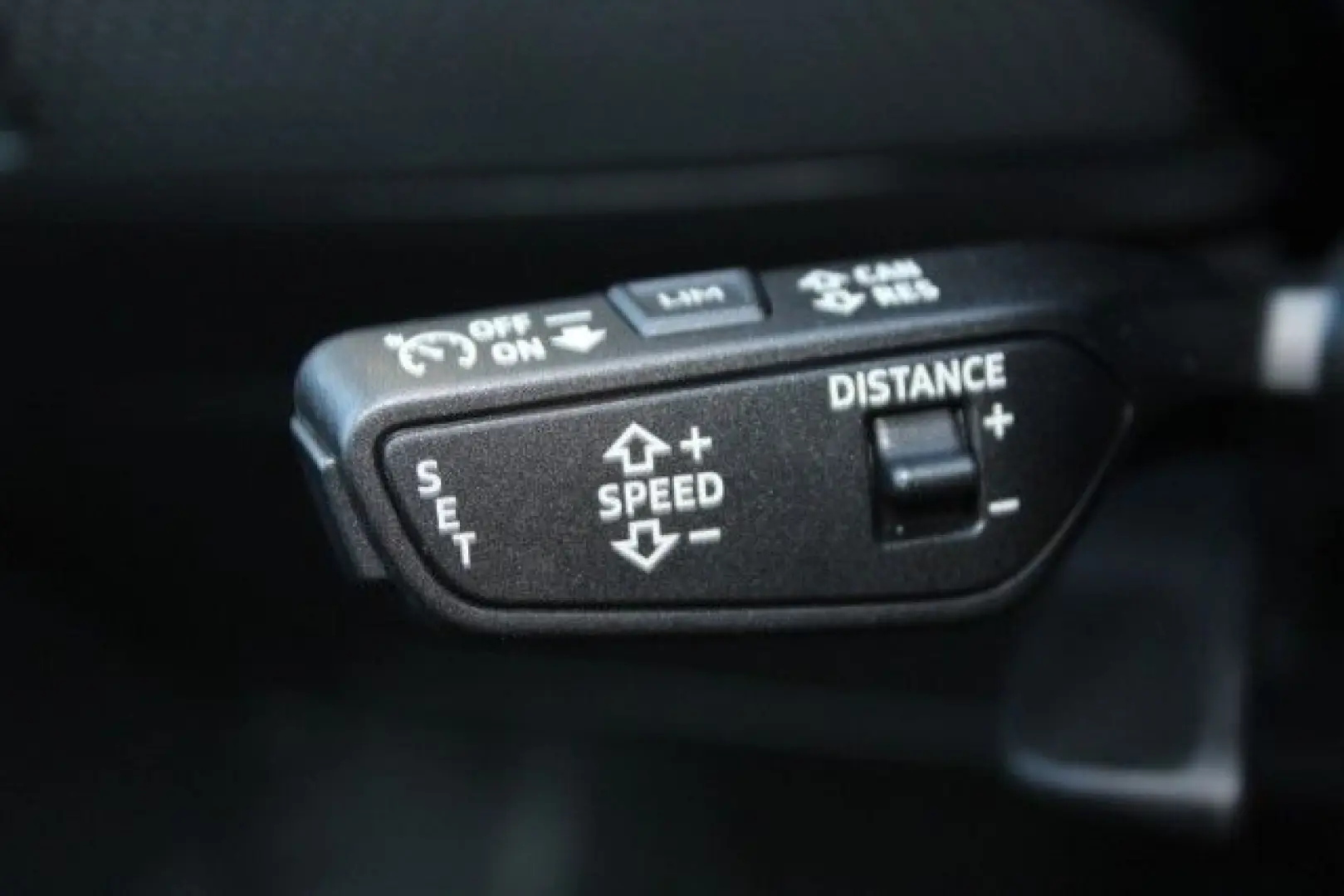 A1 allstreet 35 TFSI S tronic LED ACC ASI SpSi S