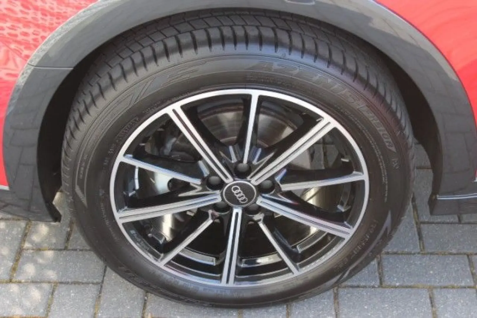 A1 allstreet 35 TFSI S tronic LED ACC ASI SpSi S