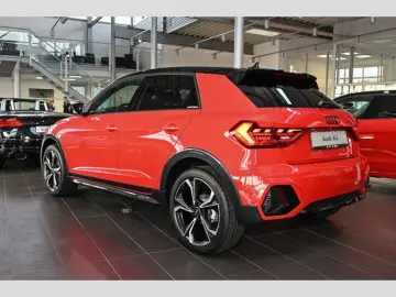 A1 allstreet 35 TFSI Sonos LED Navi Kamera