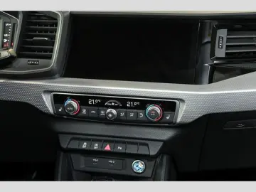 A1 allstreet 35 TFSI Sonos LED Navi Kamera