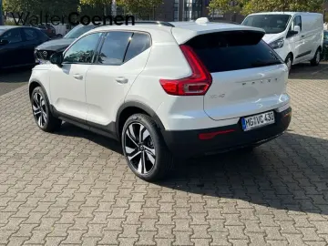 XC40 B4 B DKG Ultra Dark,Businnes-P, AHK, Leder