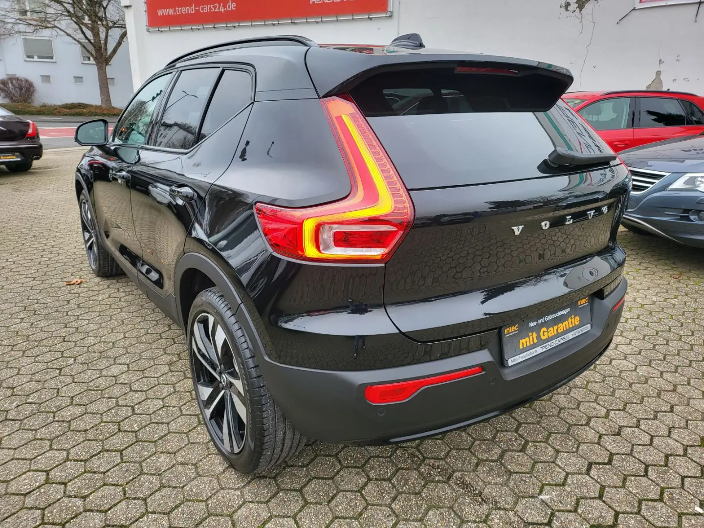 XC 40  Plus Dark*Harman/Kardon*Pano*Navi*ACC*
