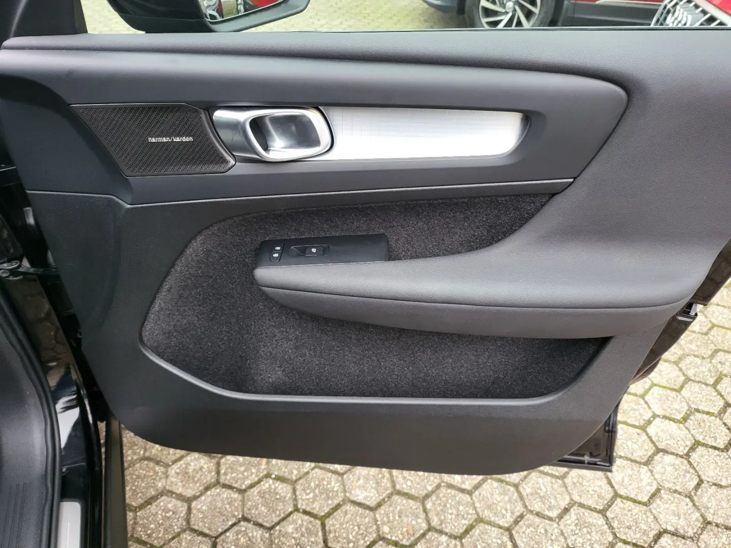 XC 40  Plus Dark*Harman/Kardon*Pano*Navi*ACC*