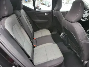 XC 40  Plus Dark*Harman/Kardon*Pano*Navi*ACC*