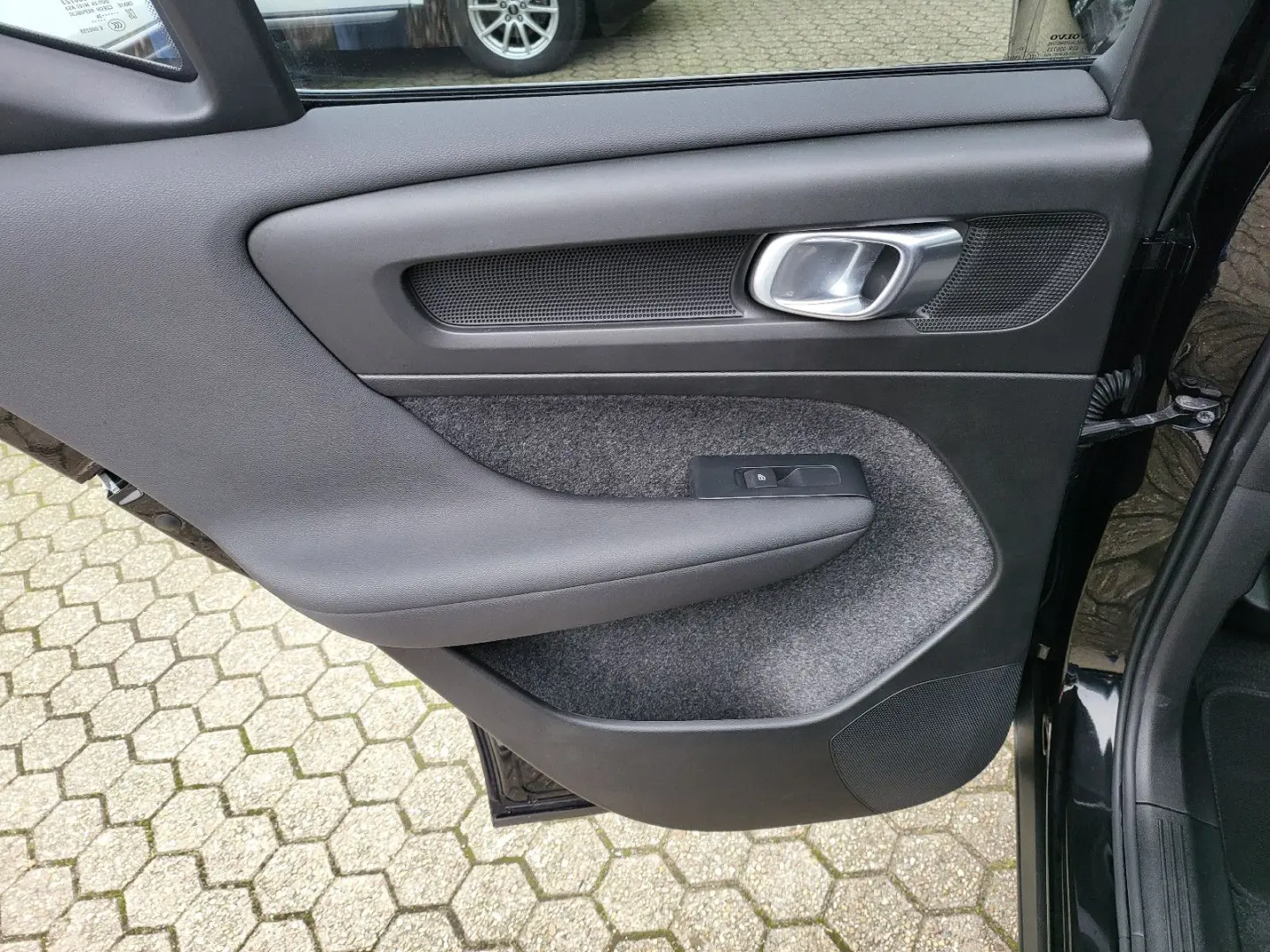 XC 40  Plus Dark*Harman/Kardon*Pano*Navi*ACC*