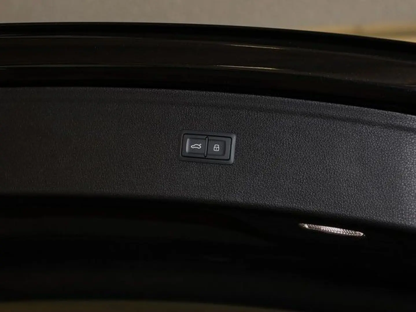 Q5 40 TFSI quattro Advanced Leder AHK Kameras e-