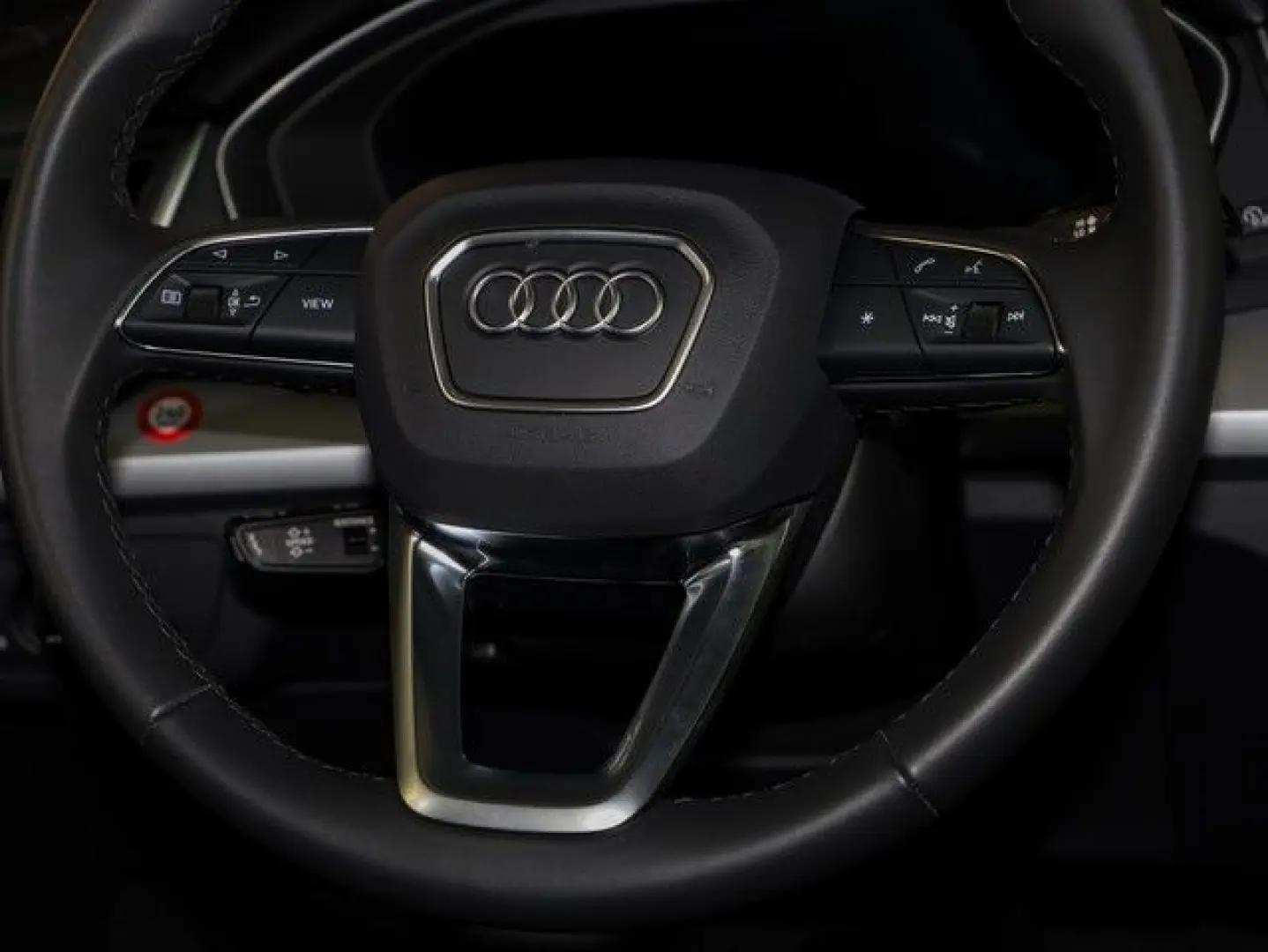 Q5 40 TFSI quattro Advanced Leder AHK Kameras e-