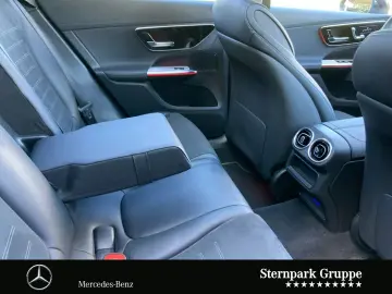 GLC 300 d 4M AMG Premium+AHK+PSD+KeylGo+360°+19