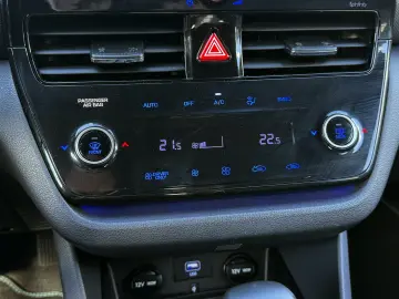 Hyundai IONIQ 1.6 Plug-In Hybrid STYLE