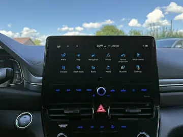 Hyundai IONIQ 1.6 Plug-In Hybrid STYLE