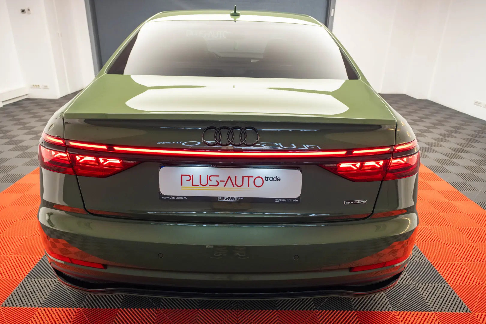 Audi A8