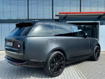 Range Rover P530 SV Autobiography 23