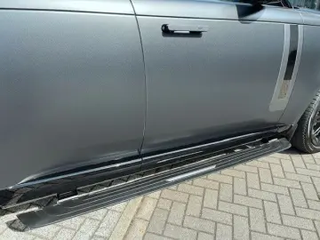 Range Rover P530 SV Autobiography 23