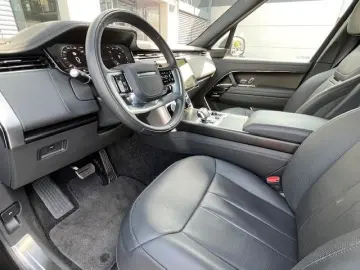 Range Rover P530 SV Autobiography 23
