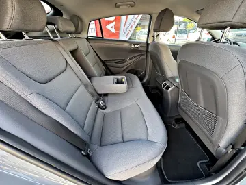 Hyundai IONIQ 1.6 Plug-In Hybrid STYLE