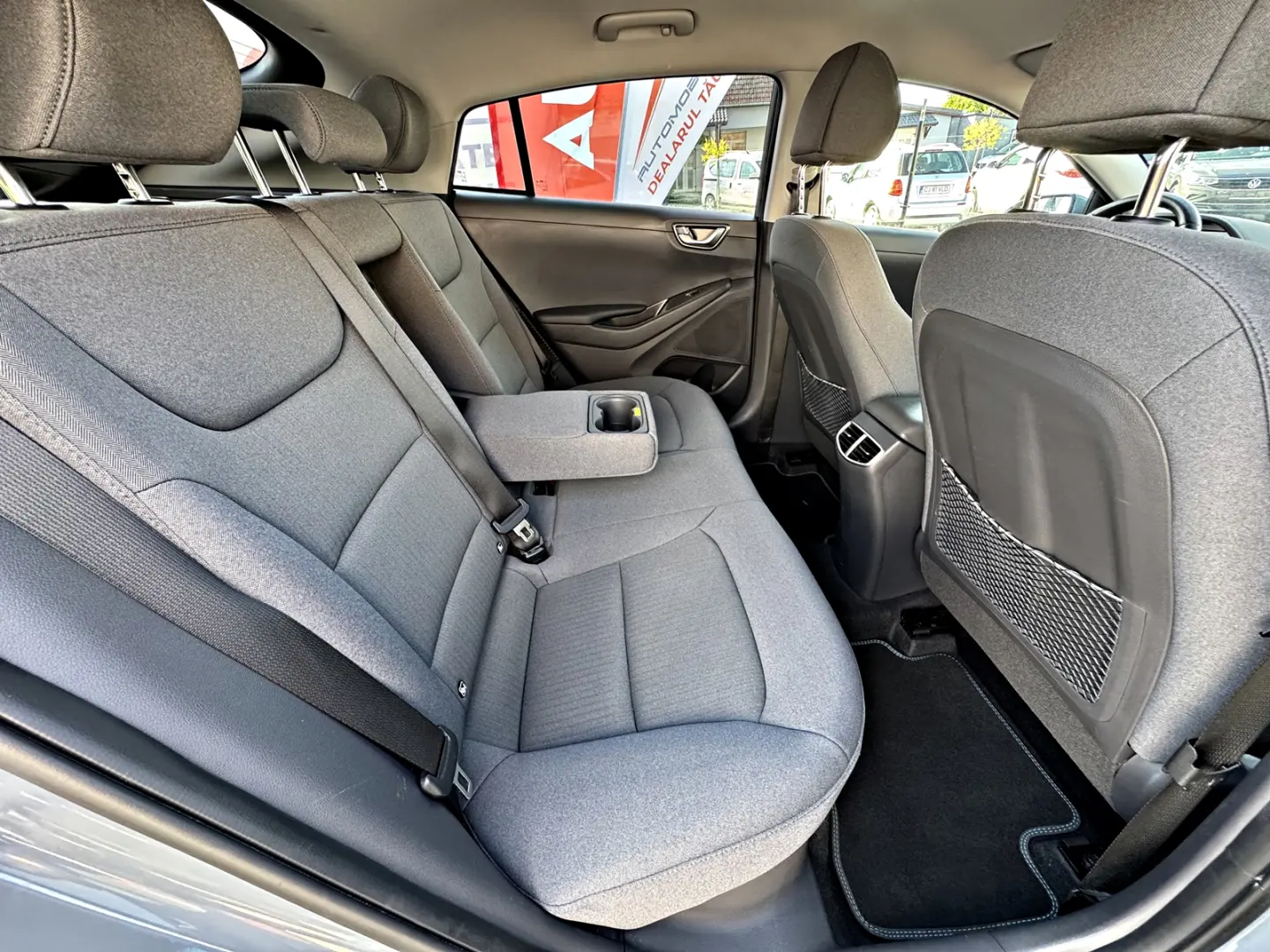 Hyundai IONIQ 1.6 Plug-In Hybrid STYLE