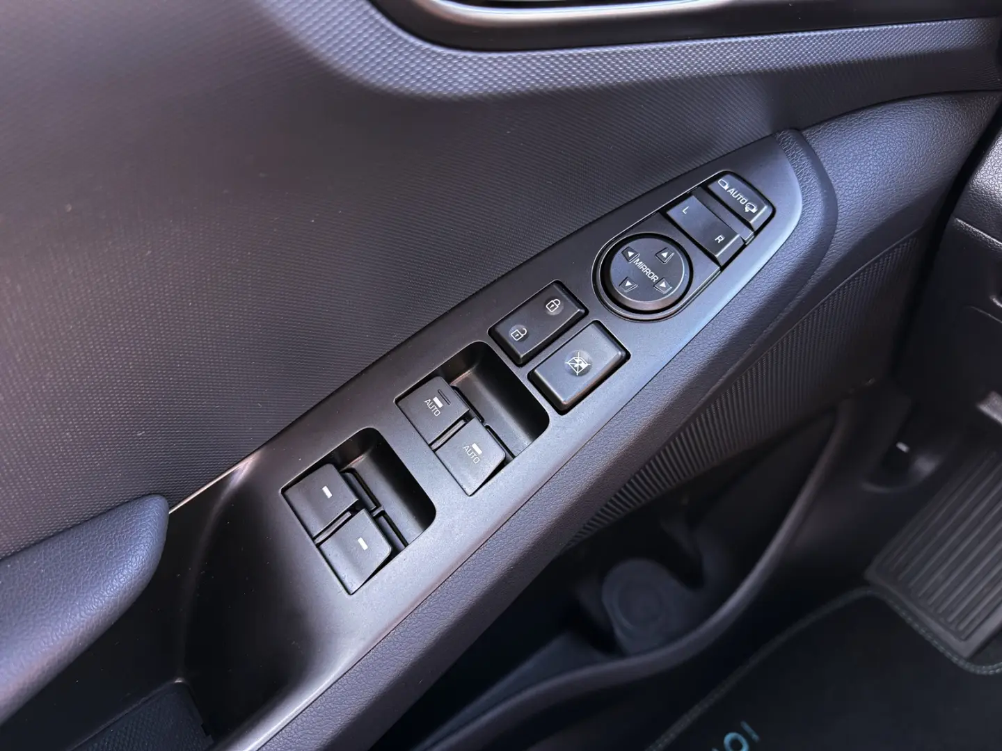 Hyundai IONIQ 1.6 Plug-In Hybrid STYLE