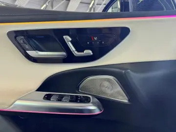 E 300 de 4M AMG, 20'', Night, Superscreen,Burm 4