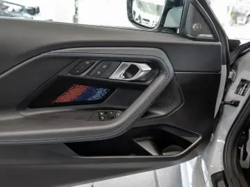 M2 Coupe HUD LED NAVI H/K KAMERA SHZ PDC MEMORY
