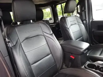Wrangler Unlimited 380PS PHEV Sahara Leder ACC