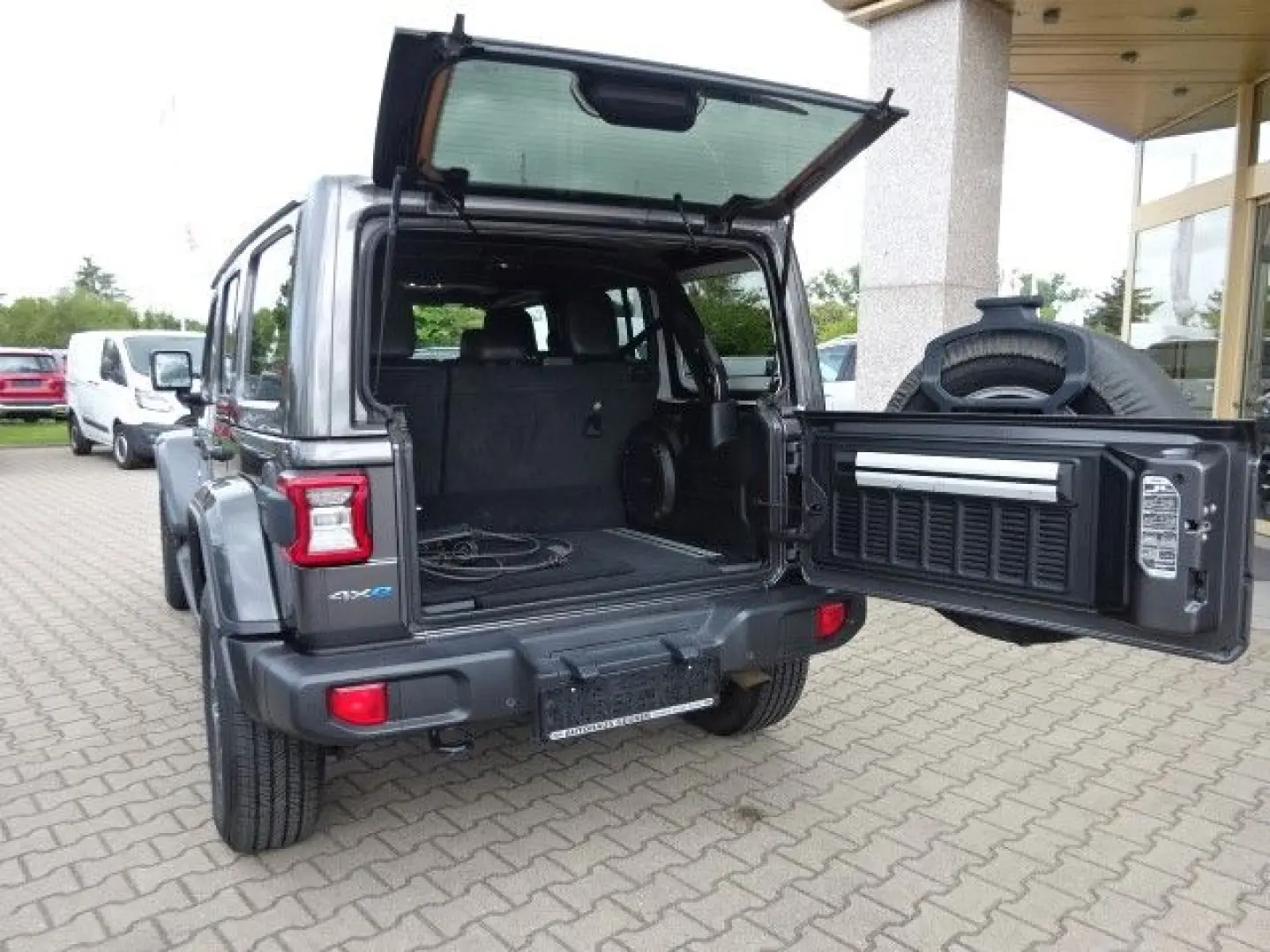 Wrangler Unlimited 380PS PHEV Sahara Leder ACC