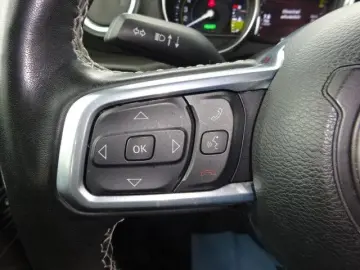 Wrangler Unlimited 380PS PHEV Sahara Leder ACC