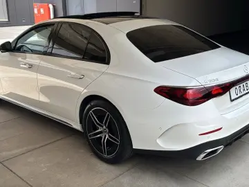 E 200  AMG MY 25 . PANO 360Kam Distr. Superscre