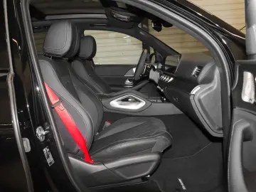GLE 63 AMG S 4M+ Perf.-Abgasanlage Panorama 360°