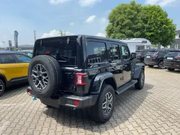 Wrangler 2.0 4x4 SAHARA *LEDERKLIMA*PDC*KAMERA