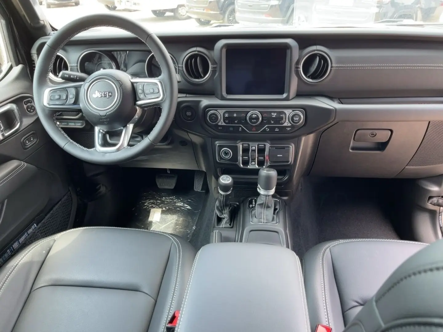 Wrangler 2.0 4x4 SAHARA *LEDERKLIMA*PDC*KAMERA
