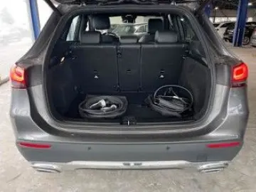 GLA 250 e Pano Distronic+ Kam Widescreen Burm