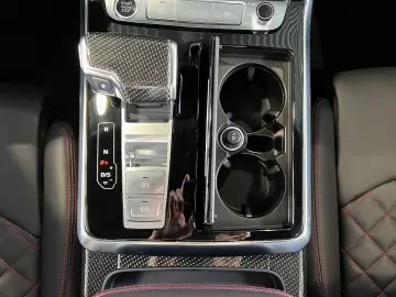 Q8 60 TFSI e 3.0 quattro SSD+NAV+elekt.Sitze+LED