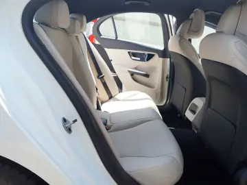 C 200 d Avantgarde*9G-TR*LED*KAMERA*LEDER/BEIGE*
