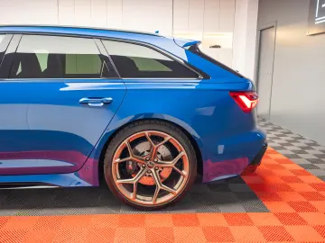 Audi RS6 Avant  quattro 4.0  RS6