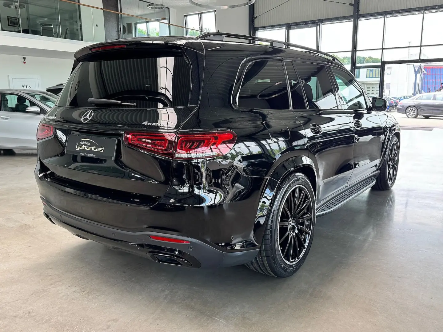 GLS 400 d 4M AMG PanoDISTRONIC+ 360°-K MBUX AHK 
