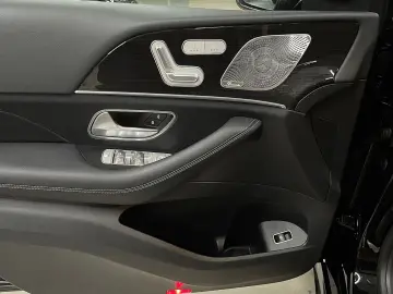 GLS 400 d 4M AMG PanoDISTRONIC+ 360°-K MBUX AHK 