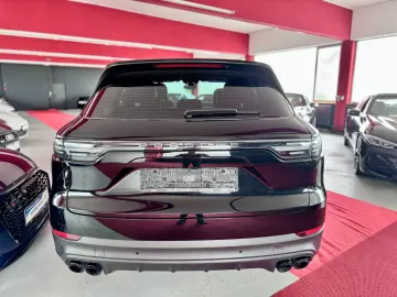 Cayenne Platinum Edition Pano ACC 360°Luft 21Zol