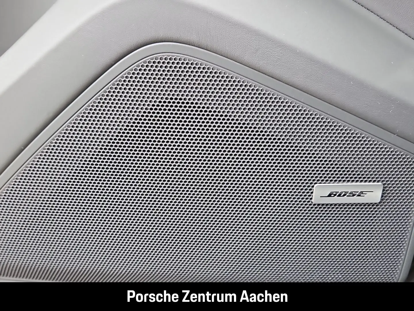 Cayenne Platinum Edition BOSE Sportabgasanlage
