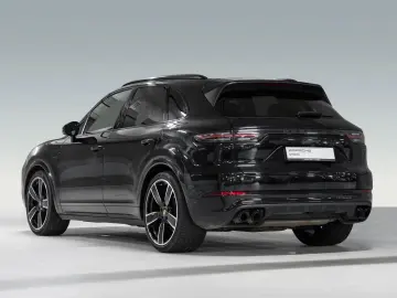 Cayenne E-Hybrid Platinum Edition 22-Zoll HUD
