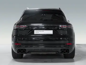 Cayenne E-Hybrid Platinum Edition 22-Zoll HUD