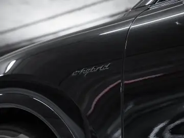 Cayenne E-Hybrid Platinum Edition 22-Zoll HUD