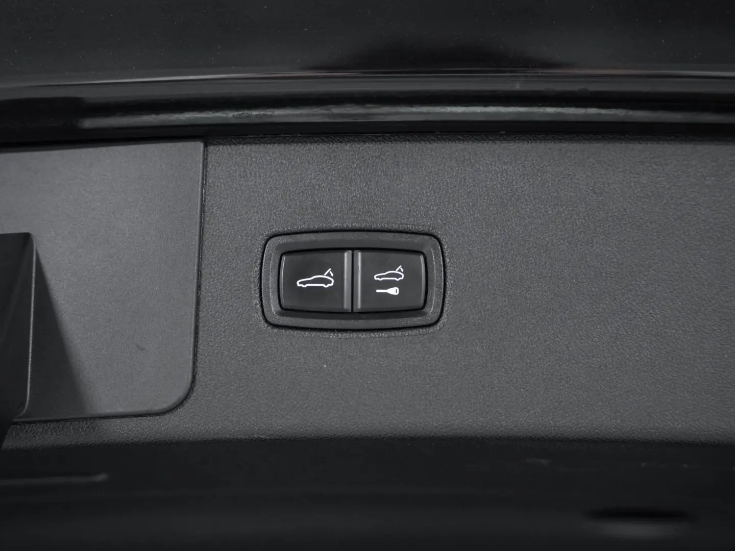 Cayenne E-Hybrid Platinum Edition 22-Zoll HUD