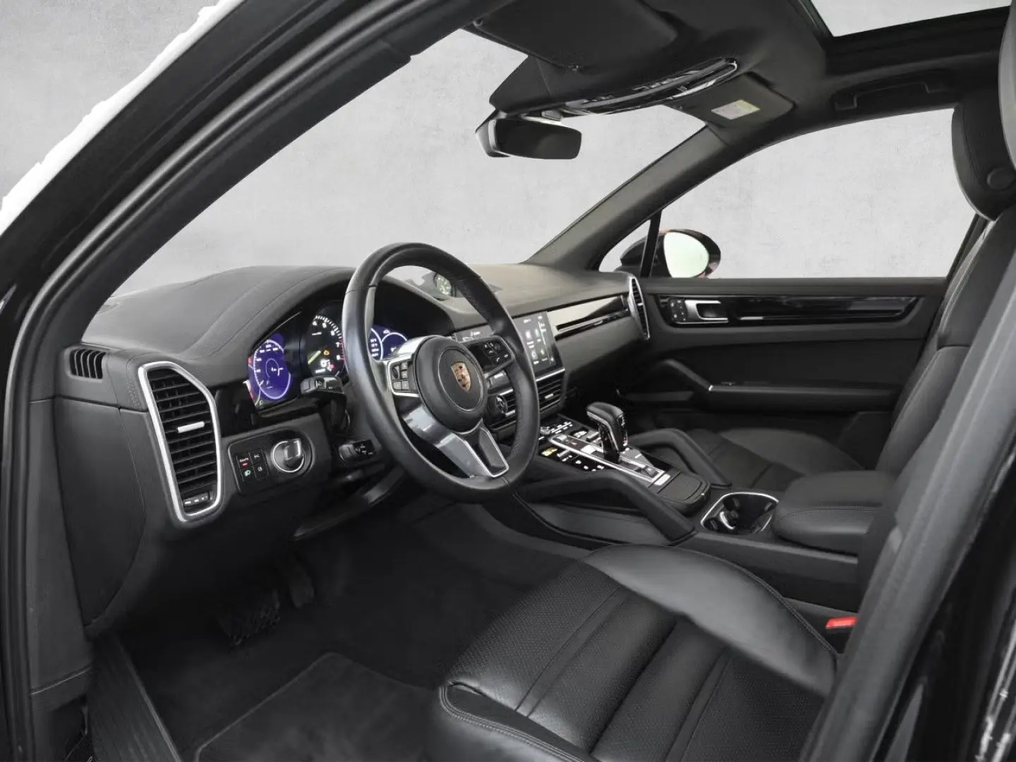 Cayenne E-Hybrid HuD Pano SoftClose Luft Bose 14