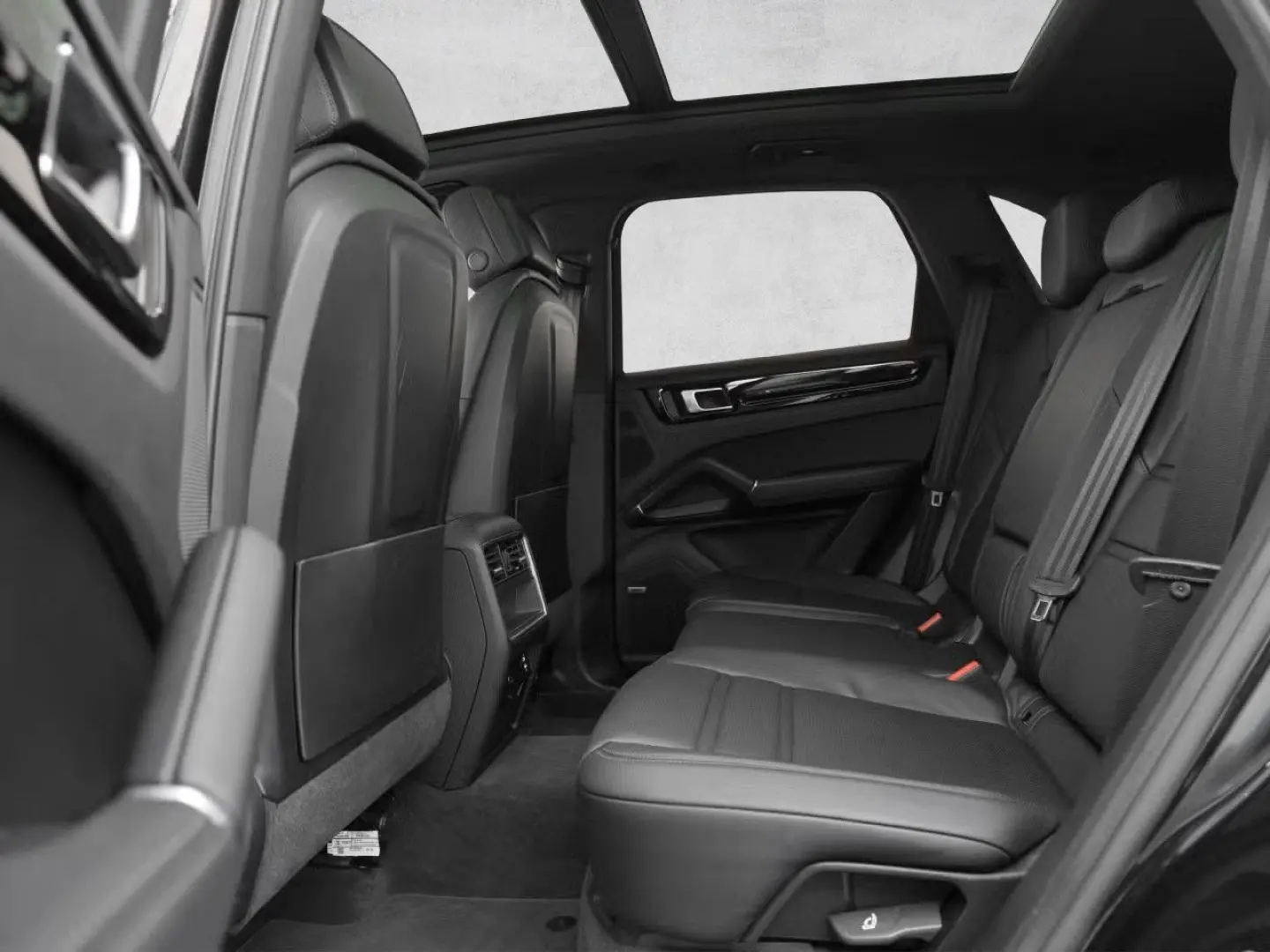 Cayenne E-Hybrid HuD Pano SoftClose Luft Bose 14