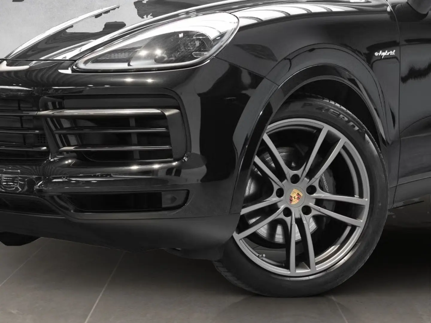 Cayenne E-Hybrid HuD Pano SoftClose Luft Bose 14