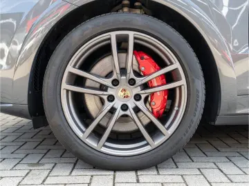 Cayenne EU6d GTS Matrix LED BOSE Ad.Luftfederung