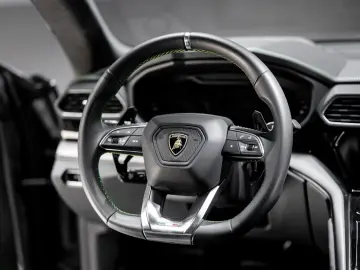 Urus 4.0 V8 S