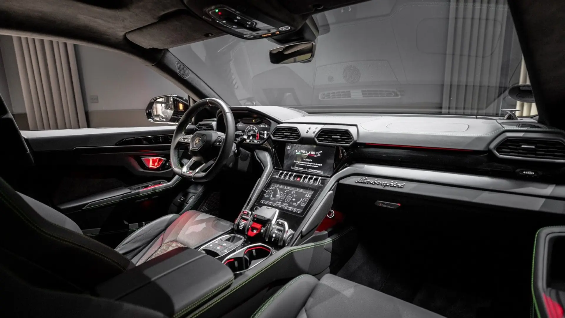 Urus 4.0 V8 S