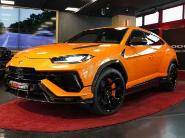Urus S PERFORMANTE UMBAU PANO CARBON HUD 23''